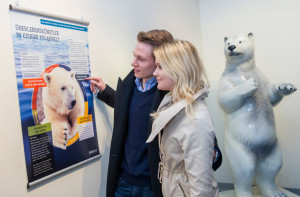 Internationaler Eisbärentag_Besucher im Artenschutzzentrum_Hellabrunn_2014